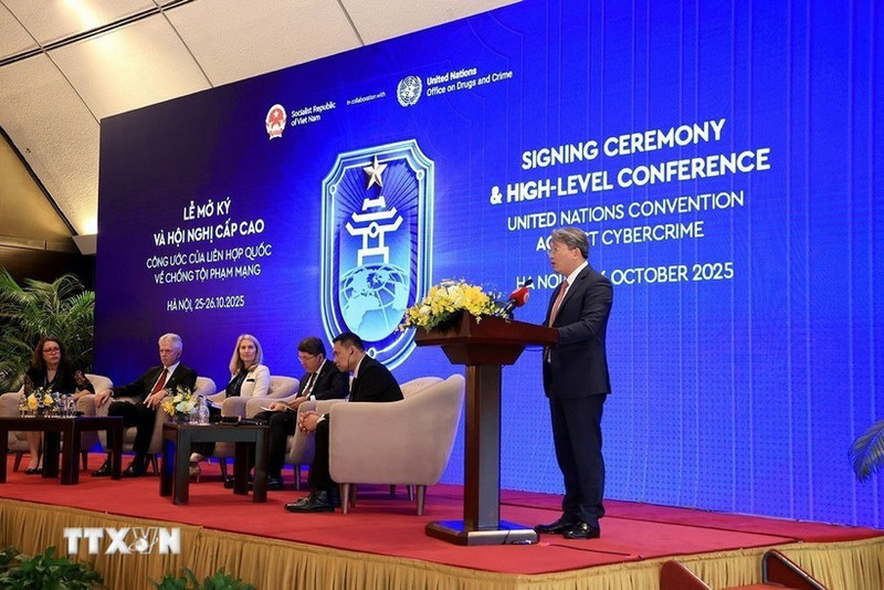 El ministro de Justicia de Vietnam, Nguyen Hai Ninh, pronuncia un discurso en el evento. (Foto: VNA)