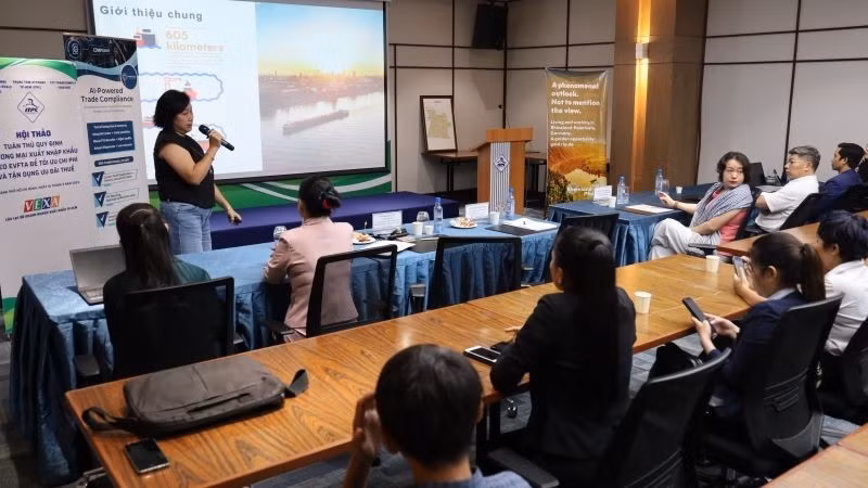 Escena del seminario. (Foto: Nhan Dan) 