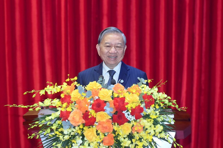 El secretario general del Partido Comunista de Vietnam, To Lam, interviene en el acto. (Foto: Nhan Dan)