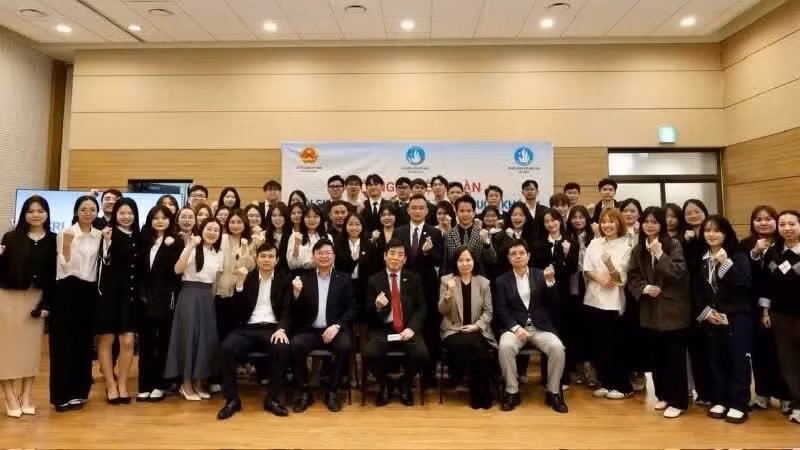 Los delegados a la conferencia. (Foto: Nhan Dan)