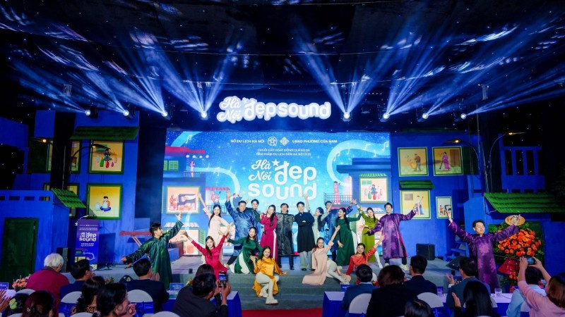 Vista de un reciente evento de promoción turística de Hanói. (Foto: Nhan Dan)