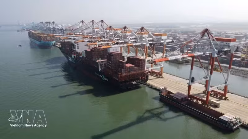 En el complejo portuario de aguas profundas Cai Mep-Thi Vai. (Foto: VNA)