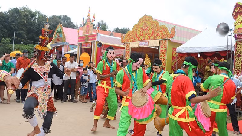 Celebraciones del Festival Ok Om Bok en la provincia de Vinh Long. (Foto: Nhan Dan)