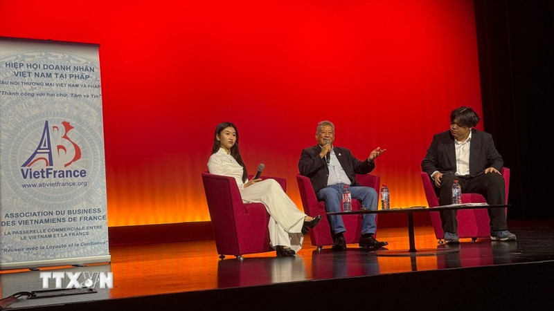 Escena del seminario. (Foto: VNA)