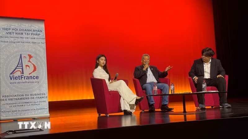 Escena del seminario. (Foto: VNA)