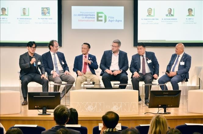 En el foro. (Foto: VNA)