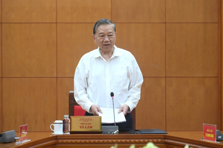 El secretario general del Partido Comunista de Vietnam, To Lam, interviene en la cita. (Foto: Nhan Dan)