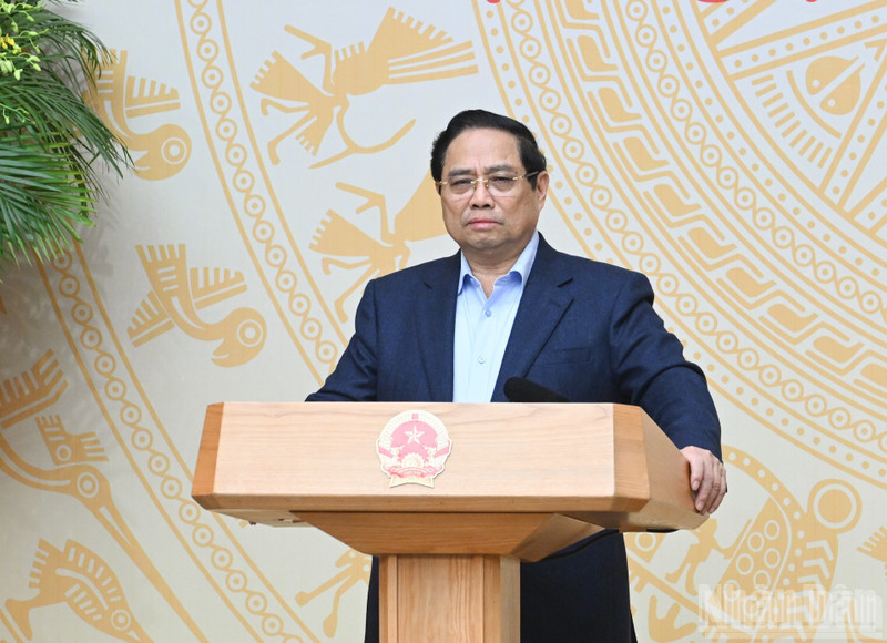 El primer ministro de Vietnam, Pham Minh Chinh, interviene en la reunión. (Foto: Nhan Dan)