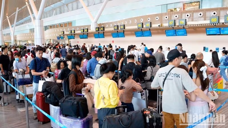 Vietnam Airlines incrementa su oferta de asientos por días festivos de septiembre. (Foto: Nhan Dan)