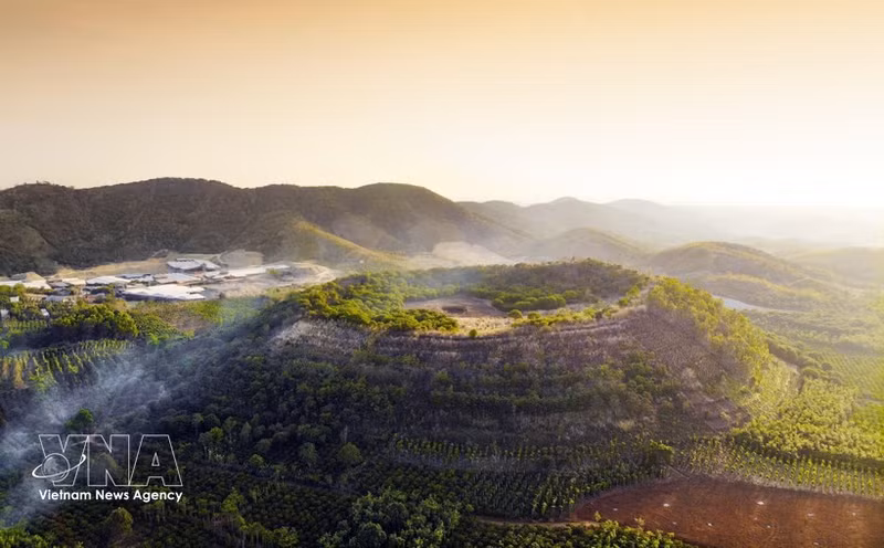 El volcán de Bang Mo, municipio de Ea T'ling, distrito de Cu Jut, provincia de Dak Nong. (Foto: VNA)