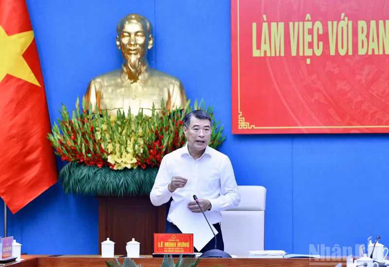 El primer ministro de Vietnam, Le Minh Hung, interviene en la reunión. (Foto: Thanh Giang)