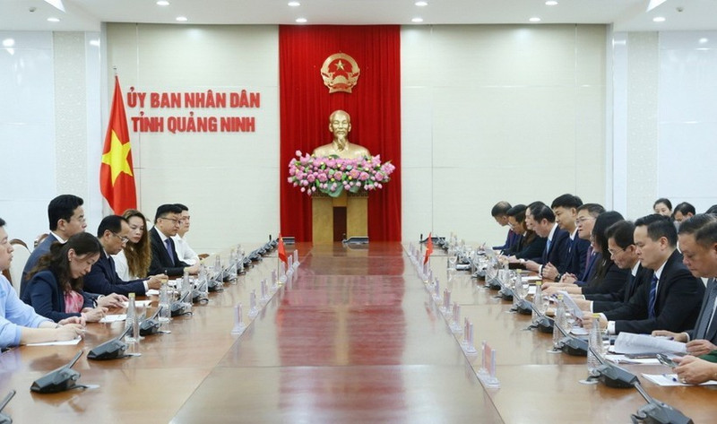 En la reunión. (Foto: baoquangninh.vn)