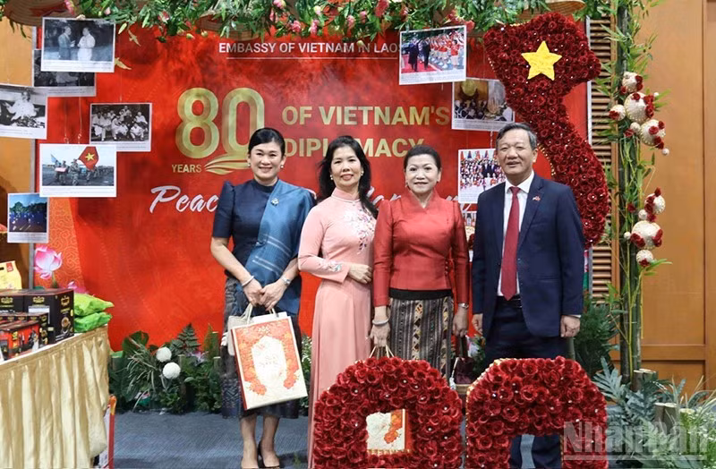 Vista del stand de Vietnam. (Foto: Nhan Dan)