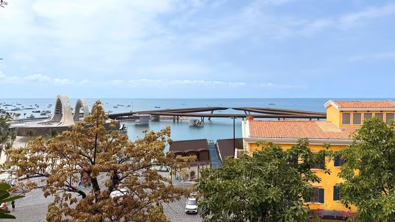 Un rincón del pueblo del atardecer en la isla de Phu Quoc. (Foto: VNA)