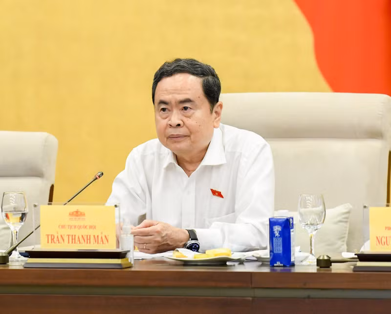 El presidente de la Asamblea Nacional, Tran Thanh Man, en la sesión. (Foto: xaydungchinhsach.chinhphu.vn)