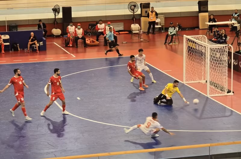 Una de las jugadas en el partido. (Foto: VNA)