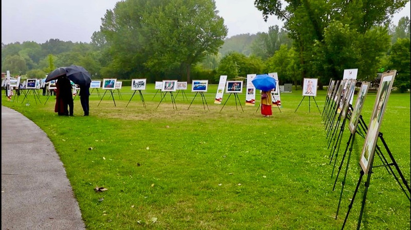 Las fotos, dispuestas en forma de las letras “V-N”, destacan un Vietnam en desarrollo, abierto al mundo y lleno de vitalidad. (Foto: VNA)