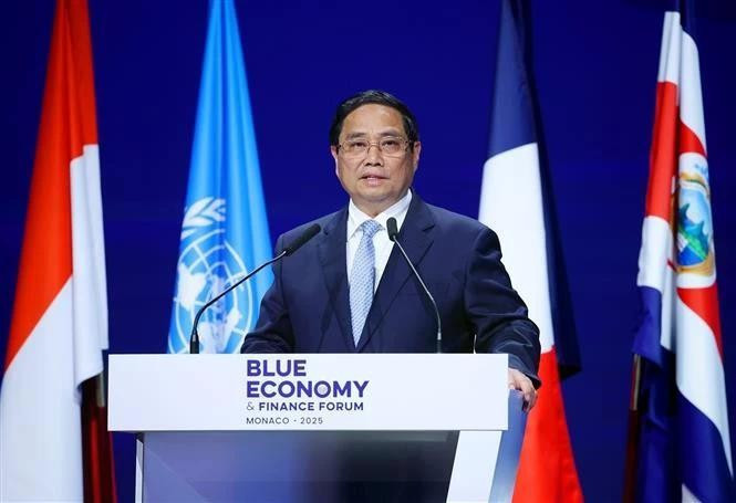 El primer ministro de Vietnam, Pham Minh Chinh, habla en el foro. (Fotografía: VNA)