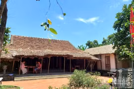 La sencilla casa de madera de tres compartimentos del general Vo Nguyen Giap en la aldea de An Xa, comuna de Le Thuy, provincia de Quang Tri.
