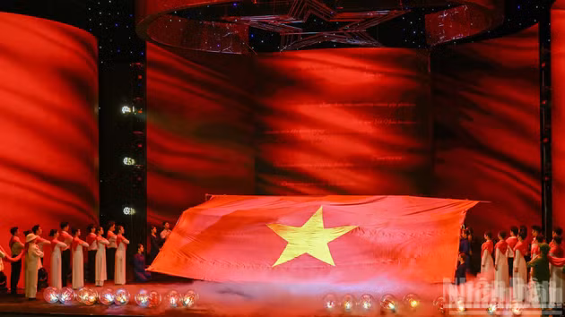 [Foto] Estrella de la independencia: la aspiración de un Vietnam fuerte y próspero