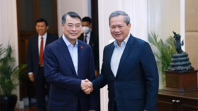 [Foto] Primeros ministros de Vietnam y Camboya sostienen desayuno de trabajo