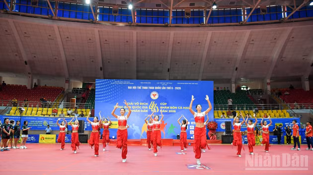 [Foto] Ceremonia de clausura del 44º Campeonato Nacional de Tenis de Mesa del periódico Nhan Dan