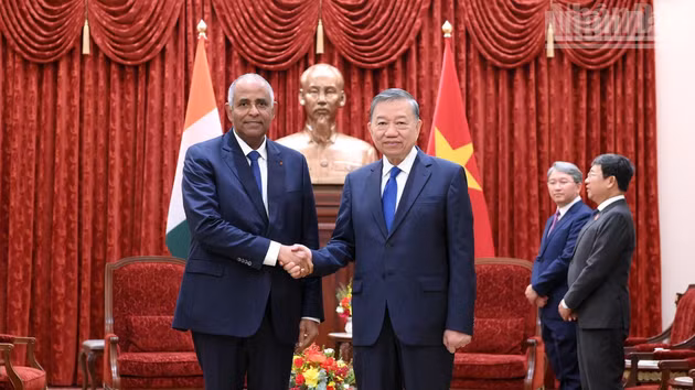 [Foto] Máximo dirigente de Vietnam recibe al presidente de Asamblea Nacional de Costa de Marfil