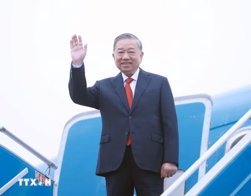 El secretario general del Partido Comunista de Vietnam, To Lam, parte de Hanói para realizar una visita de Estado a Laos. Foto: VNA