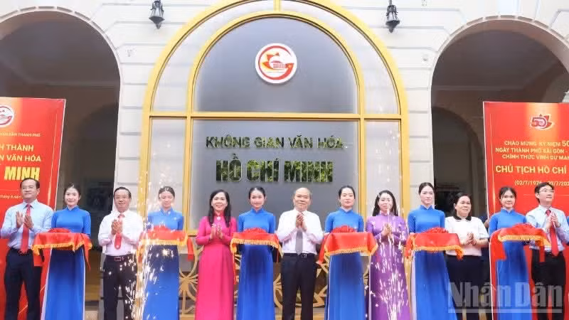 Inauguran el “Espacio Cultural Ho Chi Minh” en la sede del Comité del Partido del Comité Popular de Ciudad Ho Chi Minh.