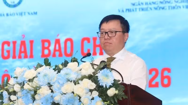 Le Quoc Minh interviene en la ceremonia.
