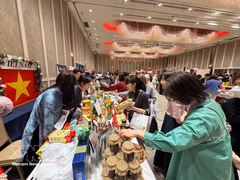 Los productos vietnamitas han captado la atención de amigos internacionales y del pueblo japonés. (Foto: VNA)