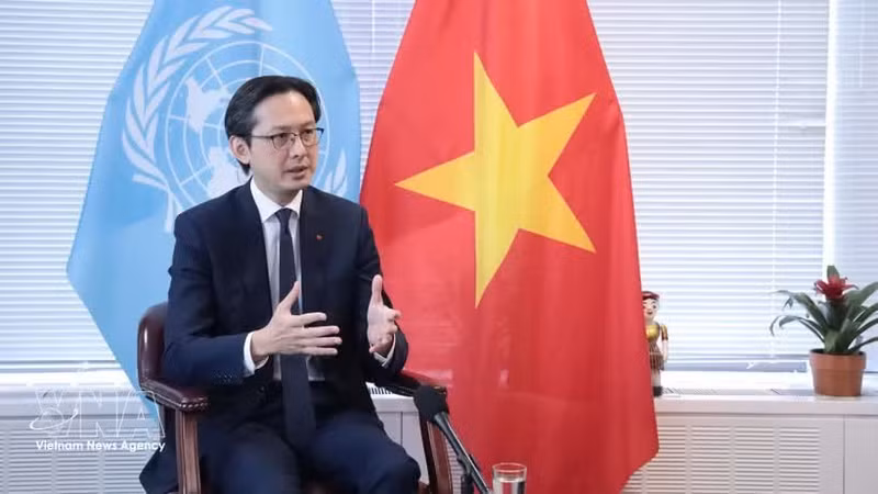 El embajador Do Hung Viet (Foto: VNA)