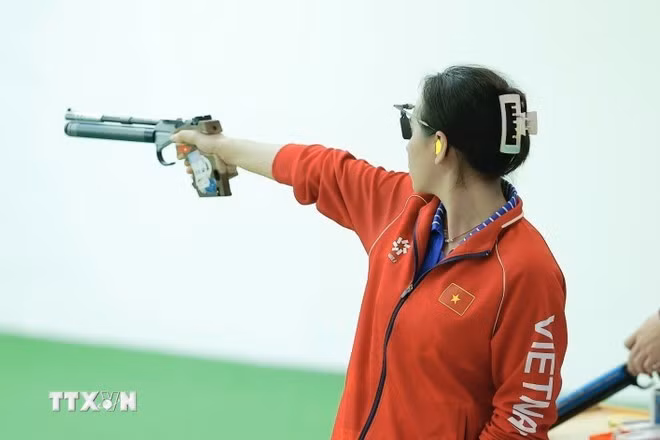 La tiradora Trinh Thi Thu Vinh. (Foto: VNA)