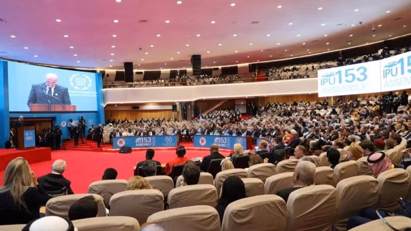 Panorama de la sesión inaugural de la 153ª Asamblea de la Unión Interparlamentaria. (Foto: VNA)