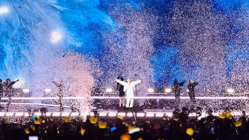 El concierto del grupo surcoreano BigBang, celebrado los días 24 y 25 de octubre en Hanoi, reunió a cerca de 90.000 espectadores (Foto: VNA)