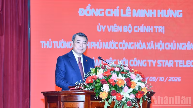 El primer ministro Le Minh Hung interviene en el encuentro. (Foto: Nhan Dan) 