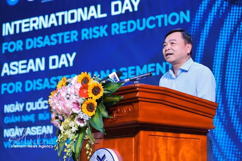 El viceministro de Agricultura y Medio Ambiente Nguyen Hoang Hiep, pronuncia el discurso de inauguración (Foto: VNA)
