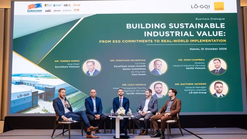 Ponentes en el seminario. (Foto: Savills Vietnam)
