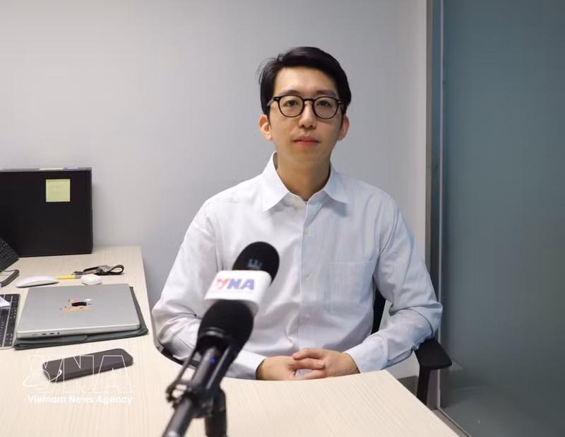 El profesor asociado Yucheng Lin, de la Universidad de la Ciudad de Hong Kong. (Foto: VNA)
