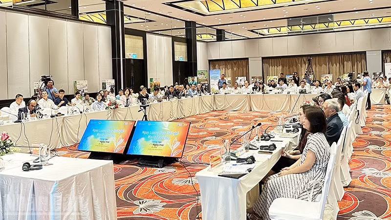 Vista de la conferencia. (Foto: Hoang Liem)
