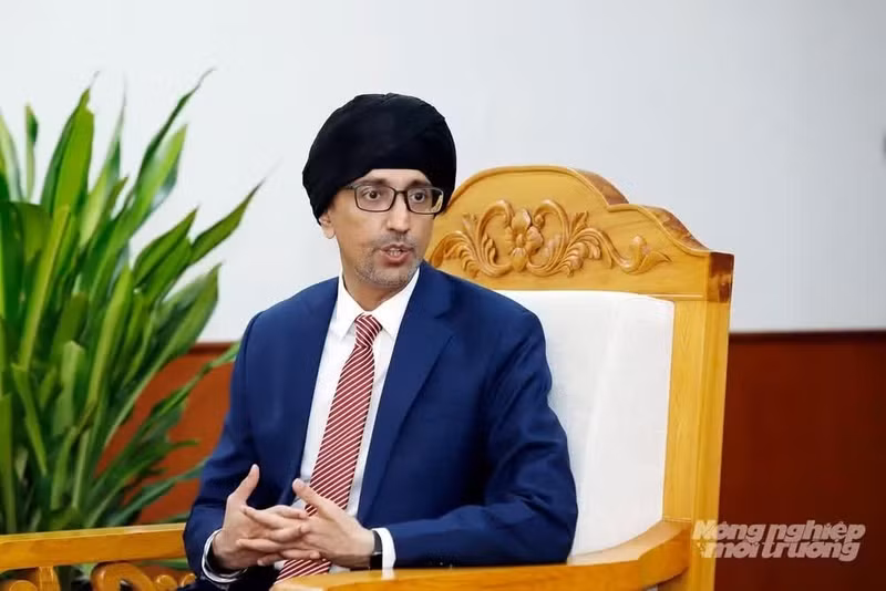 Rajpal Singh, embajador de Singapur en Vietnam. (Foto: Khuong Trung)