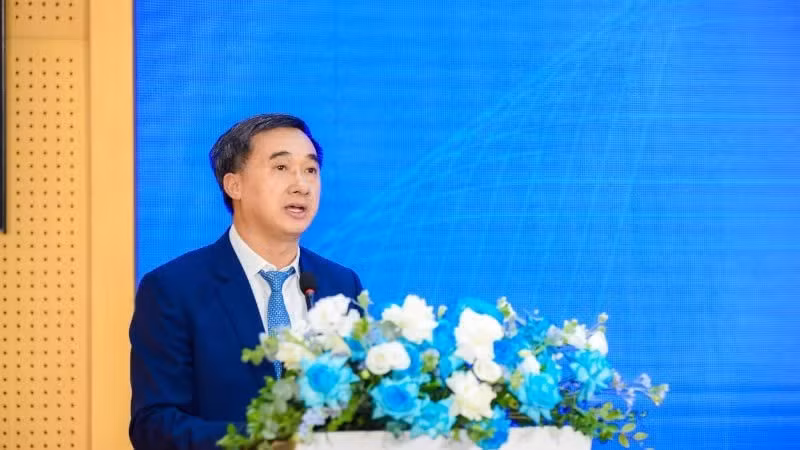 Tran Van Thuan, viceministro vietnamita de Salud Pública, habla en la cita.
