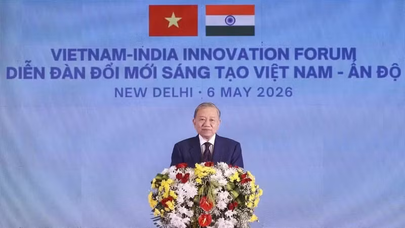 El secretario general del Partido Comunista y presidente de Vietnam, To Lam, habla en el evento.