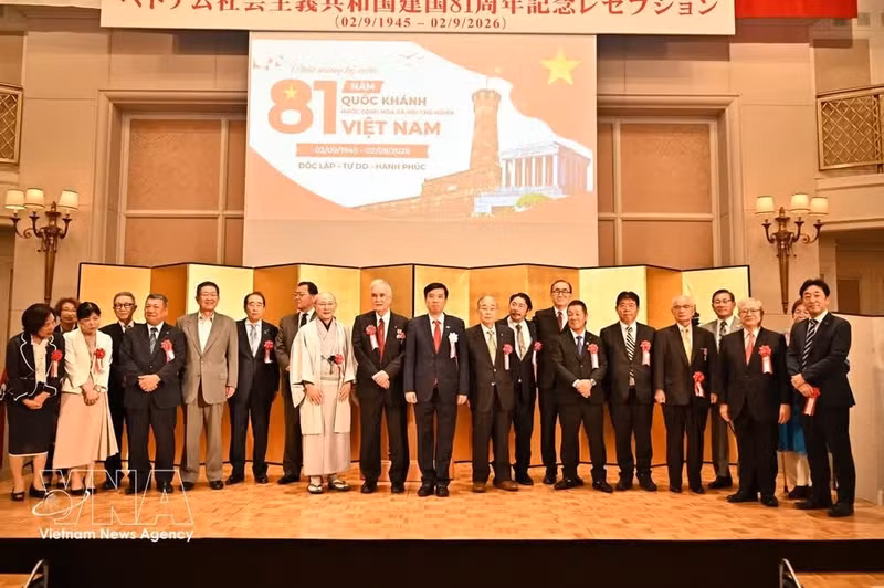 Participantes en la celebración en Osaka, Japón, el 28 de agosto (Foto: VNA)
