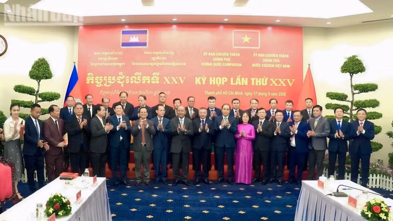 Miembros de las delegaciones vietnamita y camboyana al evento. (Foto: Le Thanh)