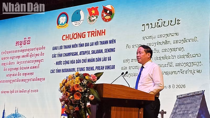 Pham Anh Tuan, presidente del Comité Popular de la provincia de Gia Lai, interviene en el programa. (Foto: Phuc Thang)