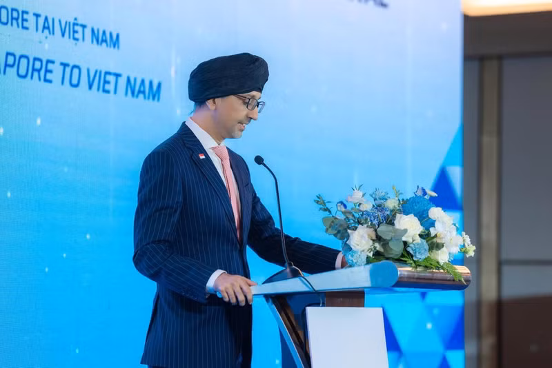 El embajador de Singapur en Vietnam, Rajpal Singh, destaca que las relaciones entre los dos países descansan sobre la base de la confianza y el respeto mutuos.