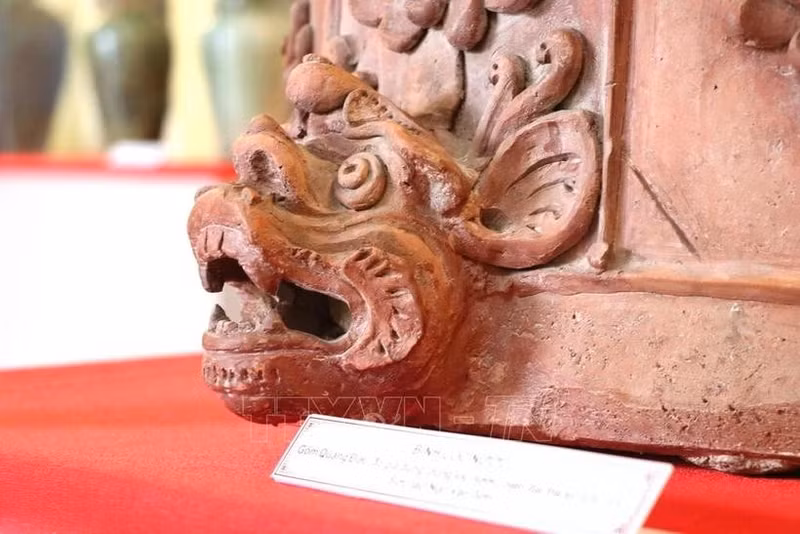 Una obra de la cerámica antigua de Quang Duc. (Foto: VNA)