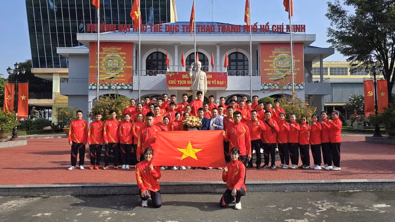 La delegación vietnamita de artes marciales tradicionales parte hacia Cervia 2026. (Foto: MG)