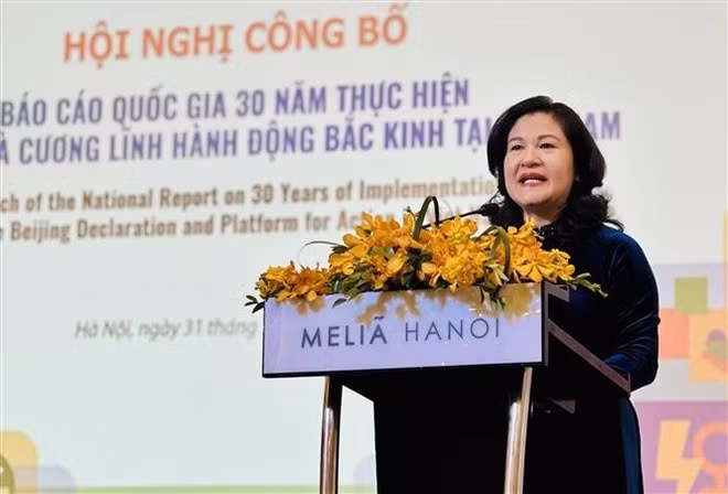 La viceministra del Interior, Nguyen Thi Ha, habla en la cita (Foto: VNA)